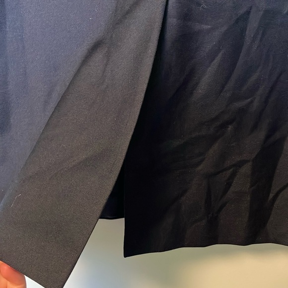 Brooks Brothers Loro Piana Navy Blazer with Gold Buttons - Picture 8 of 8